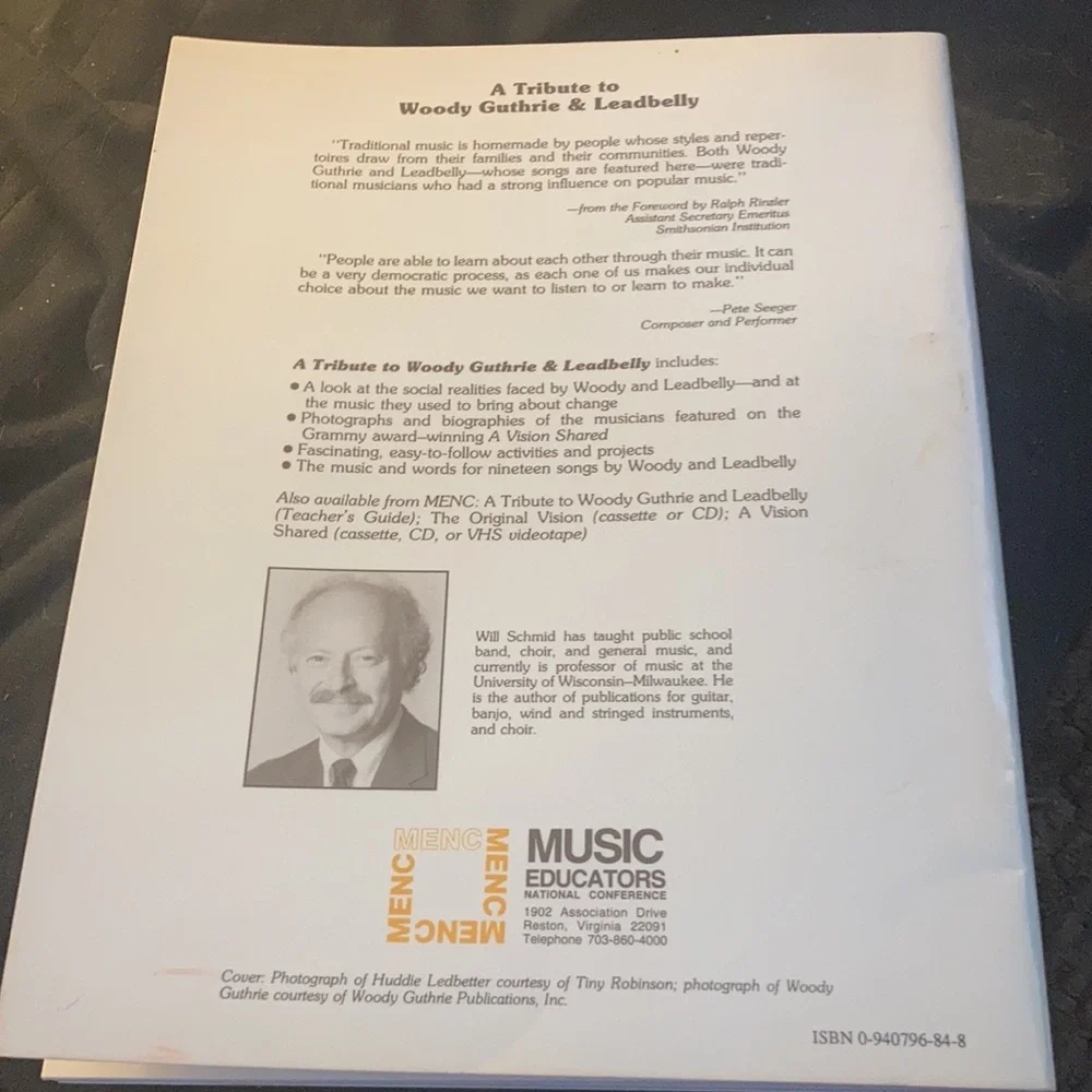 A tribute to woody Guthrie and leadbelly music book